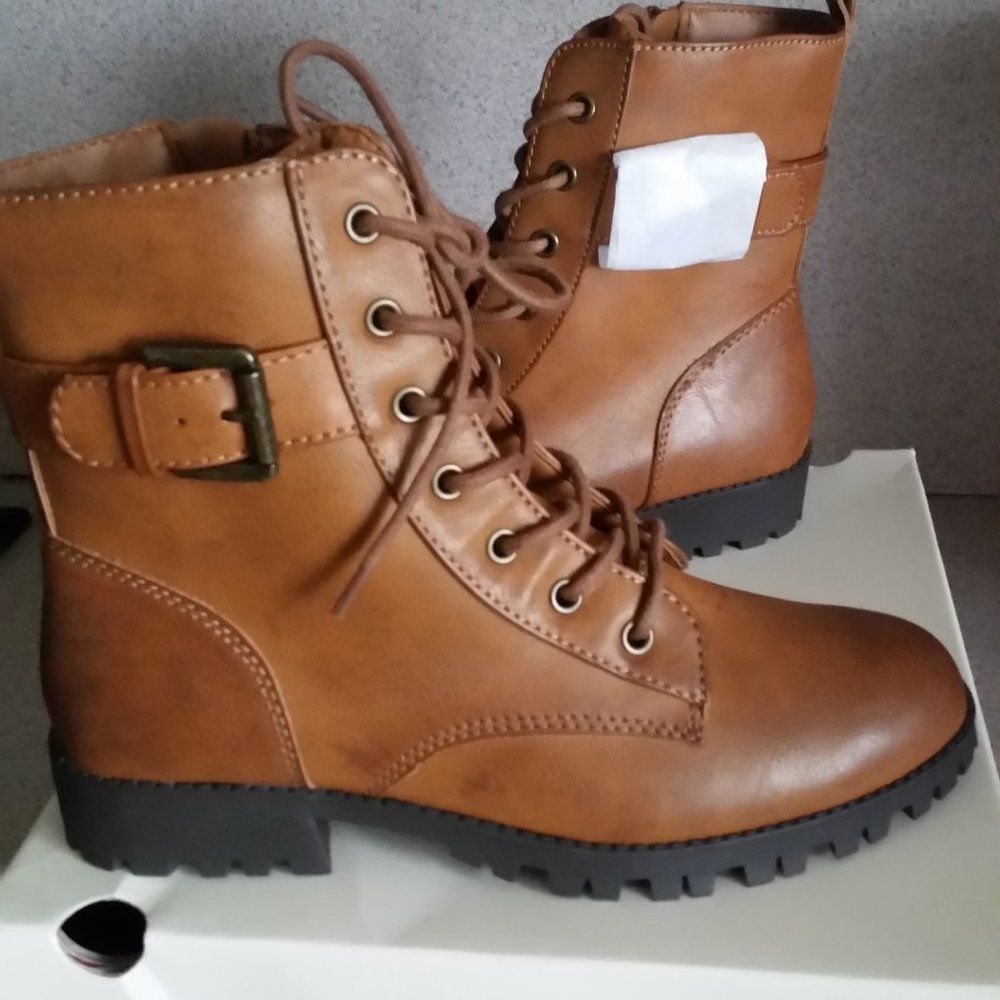 Women boots
